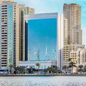 هيلتون 5* الشارقة